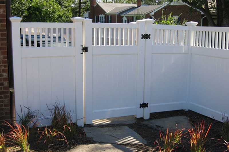 perimeter fence, landscaping